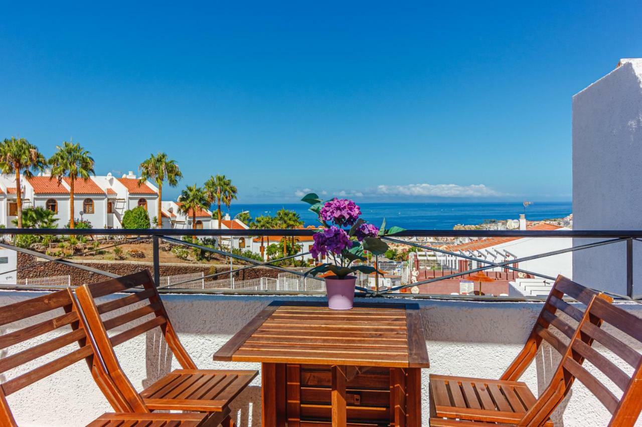 Apartment With Ocean View In Costa Adeje Экстерьер фото